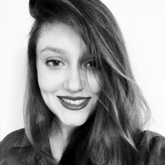 <b>Giovana Fernandes</b> <br>Design Digital
