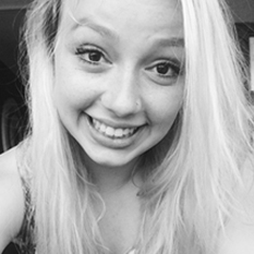 <b>Maite Marroni</b> <br>Student at Senac <br>Brazil